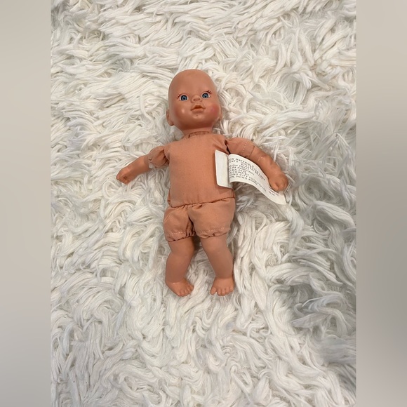 Baby Doll Blue Eyes Circo 1998 8” - Picture 6 of 8